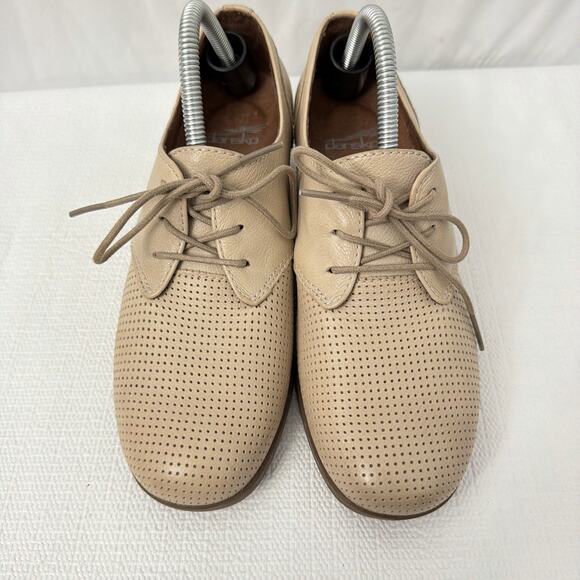Dansko Shoes Womens 5.5-6 US Louise Beige Cream Perforated Block Heel Lace Up 36 - Picture 3 of 12
